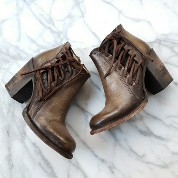 Sassy Corsetted Freebird Distressed Leather Bootie - Picture 7 of 16